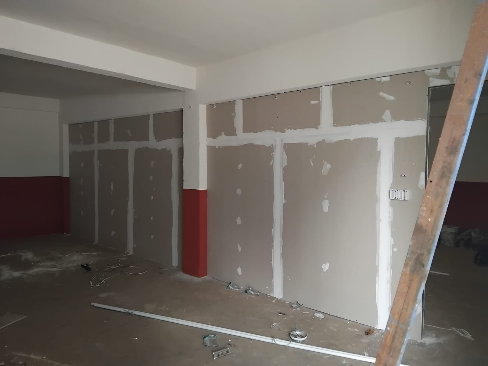 Gesso Londrina Gesseiro Liso Forros Sancas Molduras Drywall